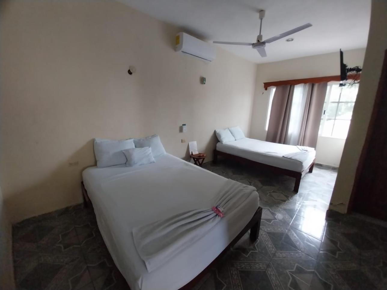 Hotel Maria Jose Felipe Carrillo Puerto Buitenkant foto